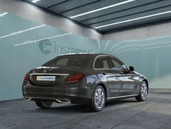 Grau Gebraucht 2021 Mercedes C300 Avantgarde Limousine | 40.633 € (Etwas zu teuer)