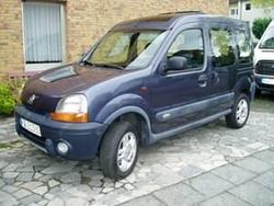 Blau Gebraucht 2002 Renault Kangoo Van / Kleinbus | 5.900 € (Teuer)