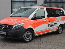 Weiß Gebraucht 2017 Mercedes Vito Van / Kleinbus | 21.998 €