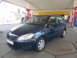 Blau Gebraucht 2011 Skoda Fabia Special Kleinwagen | 3.490 € (Fairer Preis)