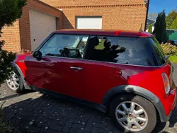 Rot Gebraucht 2004 Mini ONE Kleinwagen | 1.900 € (Fairer Preis)