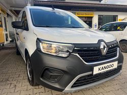 Weiß Gebraucht 2022 Renault Kangoo Rapid Extra Van / Kleinbus | 17.362 € (Fairer Preis)