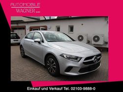 Silber Gebraucht 2023 Mercedes A200 Limousine | 24.990 € (Fairer Preis)