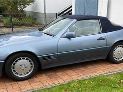 Blau Gebraucht 1990 Mercedes SL300 Cabrio | 17.500 €