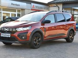 Terracottabraun Gebraucht 2023 Dacia Jogger Extreme Van / Kleinbus | 23.990 € (Fairer Preis)