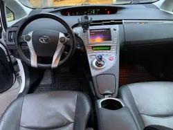 Weiß Gebraucht 2012 Toyota Prius Comfort Kleinwagen | 9.999 € (Fairer Preis)