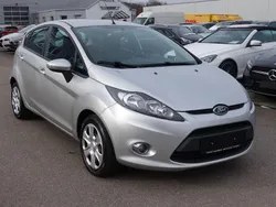Silber Gebraucht 2011 Ford Fiesta Trend Kleinwagen | 4.700 € (Fairer Preis)