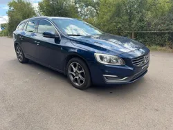 Blau Gebraucht 2015 Volvo V60 Ocean Race Kombi | 5.950 € (Fairer Preis)