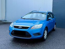 Blau Gebraucht 2009 Ford Focus Ambiente Kombi | 4.290 € (Etwas zu teuer)