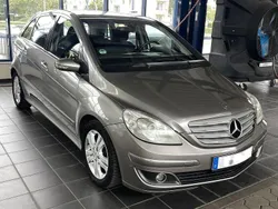 Grau Gebraucht 2006 Mercedes B180 Van / Kleinbus | 2.800 € (Fairer Preis)