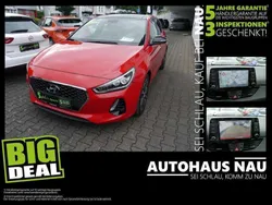 Engine red Gebraucht 2017 Hyundai i30 Intro Edition Limousine | 14.990 € (Fairer Preis)