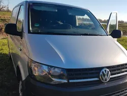 Silber Gebraucht 2017 VW T6 Van | 13.500 €