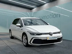 Weiß Gebraucht 2022 VW Golf VIII GTD Limousine | 30.600 € (Guter Preis)