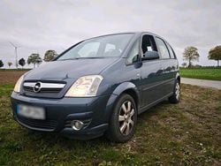 Blau Gebraucht 2006 Opel Meriva Van / Kleinbus | 3.200 € (Guter Preis)