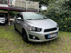 Silber Gebraucht 2011 Chevrolet Aveo LTZ Limousine | 2.100 €