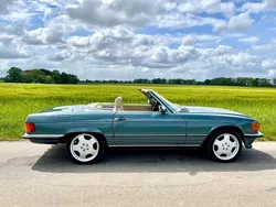 Grün Gebraucht 1987 Mercedes 560 Cabrio | 35.000 €