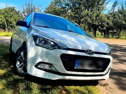 Weiß Gebraucht 2018 Hyundai i20 Passion Kleinwagen | 10.900 € (Fairer Preis)