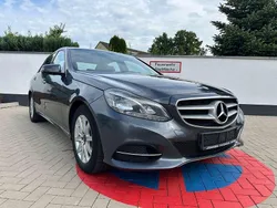 Blau Gebraucht 2014 Mercedes E250 Avantgarde Limousine | 12.990 € (Teuer)