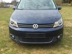 Blau Gebraucht 2014 VW Touran Cup Van / Kleinbus | 10.499 € (Etwas zu teuer)