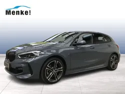 Silber Gebraucht 2023 BMW 120 M Sport Kleinwagen | 38.999 € (Teuer)