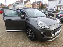 Grau Gebraucht 2020 Ford Puma Titanium SUV | 16.990 € (Fairer Preis)