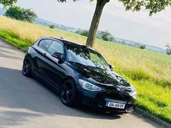 Schwarz Gebraucht 2014 BMW 120 Performance Kleinwagen | 8.700 € (Guter Preis)