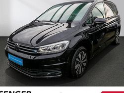 Deep black perleffekt Gebraucht 2023 VW Touran Comfortline Van / Kleinbus | 25.880 € (Fairer Preis)