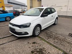 Weiß Gebraucht 2015 VW Polo Kleinwagen | 3.799 € (Fairer Preis)