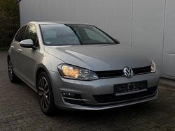 Grau Gebraucht 2016 VW Golf VII Allstar Limousine | 10.500 € (Superpreis)