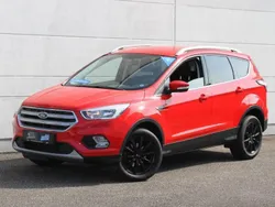 Rot Gebraucht 2017 Ford Kuga Trend SUV | 14.645 € (Fairer Preis)
