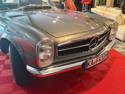 Grau Gebraucht 1970 Mercedes SL280 Cabrio | 249.000 €