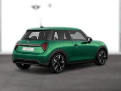 Metallic Gebraucht 2024 Mini Cooper Kleinwagen | 27.710 € (Guter Preis)