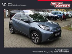 Grau Gebraucht 2024 Toyota Aygo Pulse Kleinwagen | 17.490 € (Teuer)