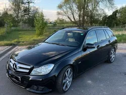 Schwarz Gebraucht 2011 Mercedes C180 Kombi | 6.490 € (Fairer Preis)