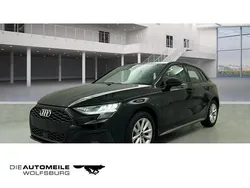 Brillantschwarz Gebraucht 2023 Audi A3 Sportback Sport Limousine | 25.990 € (Superpreis)