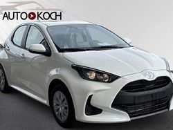 Weiß Neu 2025 Toyota Yaris Hybrid Business Edition Limousine | 22.190 € (Superpreis)