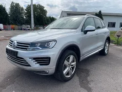 Silber Gebraucht 2016 VW Touareg R-line SUV | 15.999 € (Guter Preis)