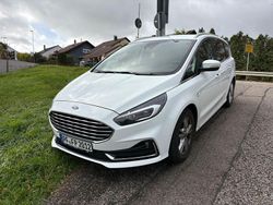 Weiß Gebraucht 2020 Ford S-MAX S Van / Kleinbus | 18.199 € (Fairer Preis)