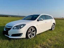 Weiß Gebraucht 2016 Opel Insignia OPC Kombi | 12.000 € (Teuer)