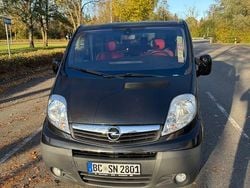 Schwarz Gebraucht 2009 Opel Vivaro Van | 8.500 € (Superpreis)