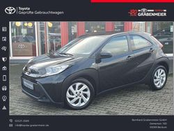Mysticschwarz mica Gebraucht 2022 Toyota Aygo X X-play SUV | 13.590 € (Fairer Preis)