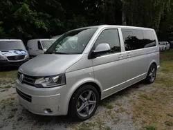 Reflexsilber metallic Gebraucht 2015 VW T5 Highline Van | 17.300 € (Superpreis)