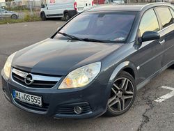 Grau Gebraucht 2007 Opel Signum Kleinwagen | 1.999 € (Guter Preis)