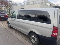 Silber Gebraucht 2019 Mercedes Vito Van / Kleinbus | 22.000 €