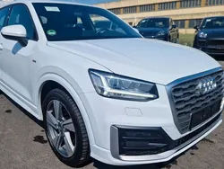 Gletscherweiß metallic Gebraucht 2018 Audi Q2 S-Line SUV | 19.499 € (Guter Preis)