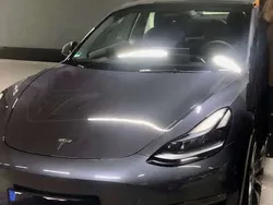 Grau Gebraucht 2022 Tesla Model 3 Performance Limousine | 51.164 €