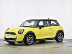 Gelb Gebraucht 2024 Mini Cooper Classic Kleinwagen | 26.552 € (Fairer Preis)