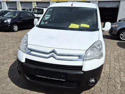 Weiß Gebraucht 2011 Citroën Berlingo Van / Kleinbus | 2.850 € (Guter Preis)