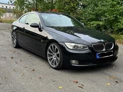Schwarz Gebraucht 2007 BMW 335 Coupé | 12.999 € (Fairer Preis)