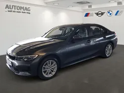 Grau Gebraucht 2021 BMW 330e Sport Line Limousine | 31.990 € (Fairer Preis)